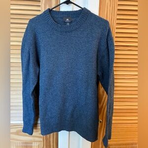 H&M Men's Charcoal Crewneck Sweater size medium